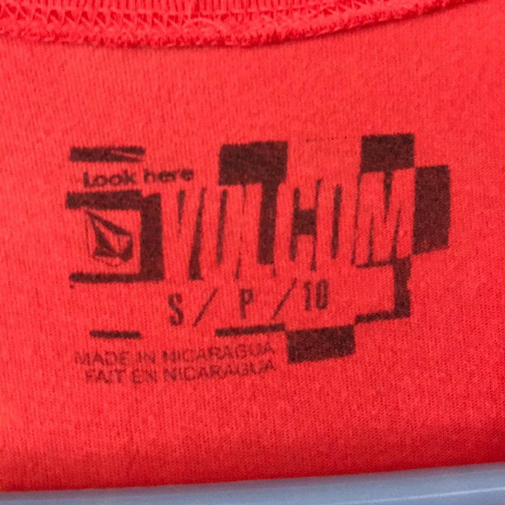 Volcom Shirt - Picture 2 of 2